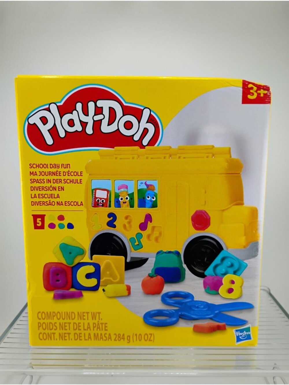 Play-Doh School Bus Shapes & Tools Playset 40+ Accessories